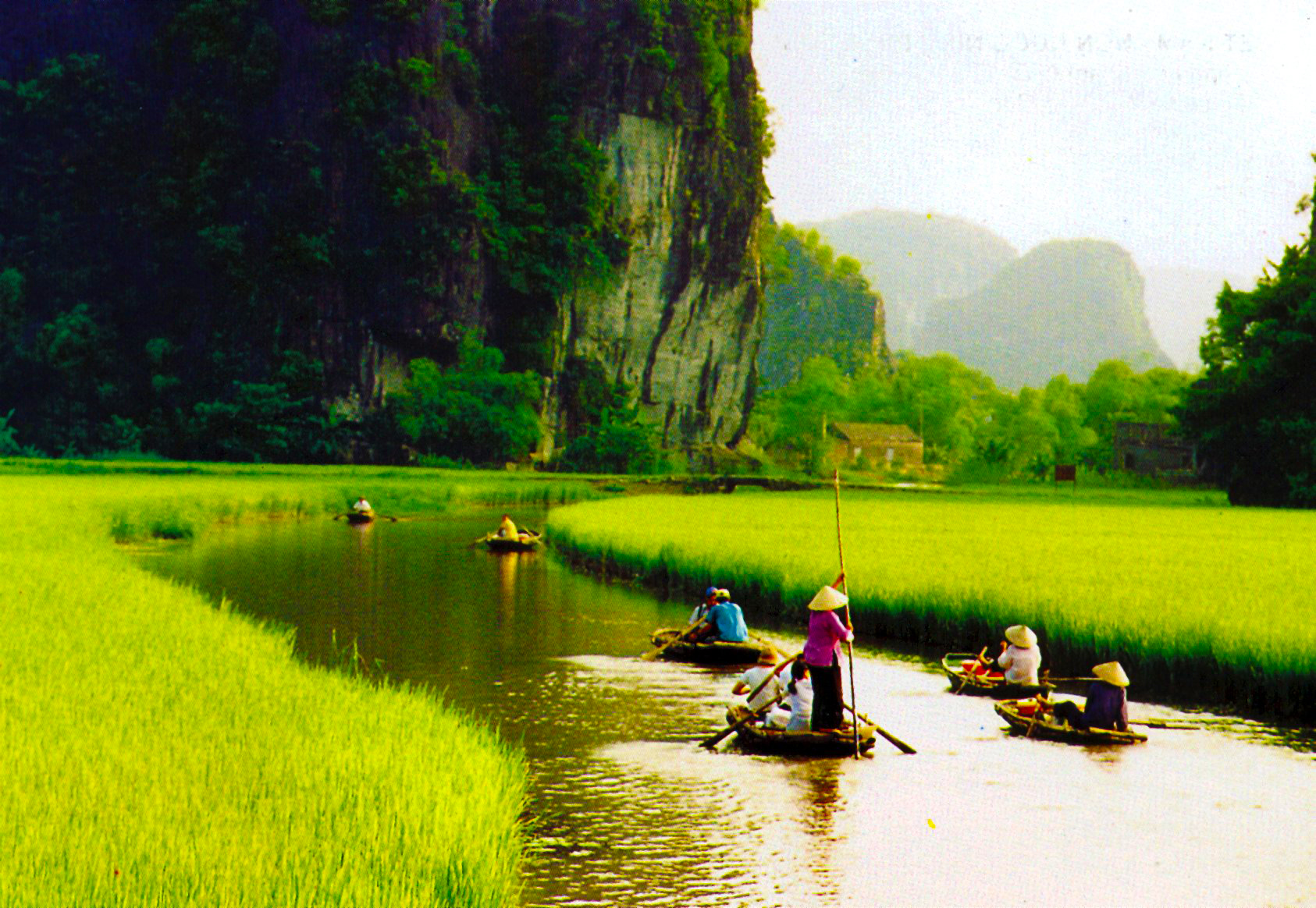 NinhBin-vietnam-viaggio-dgvtravel(1).jpg