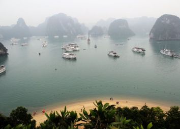 come-organizzare-un-viaggio-in-vietnam-halong-bay.jpg