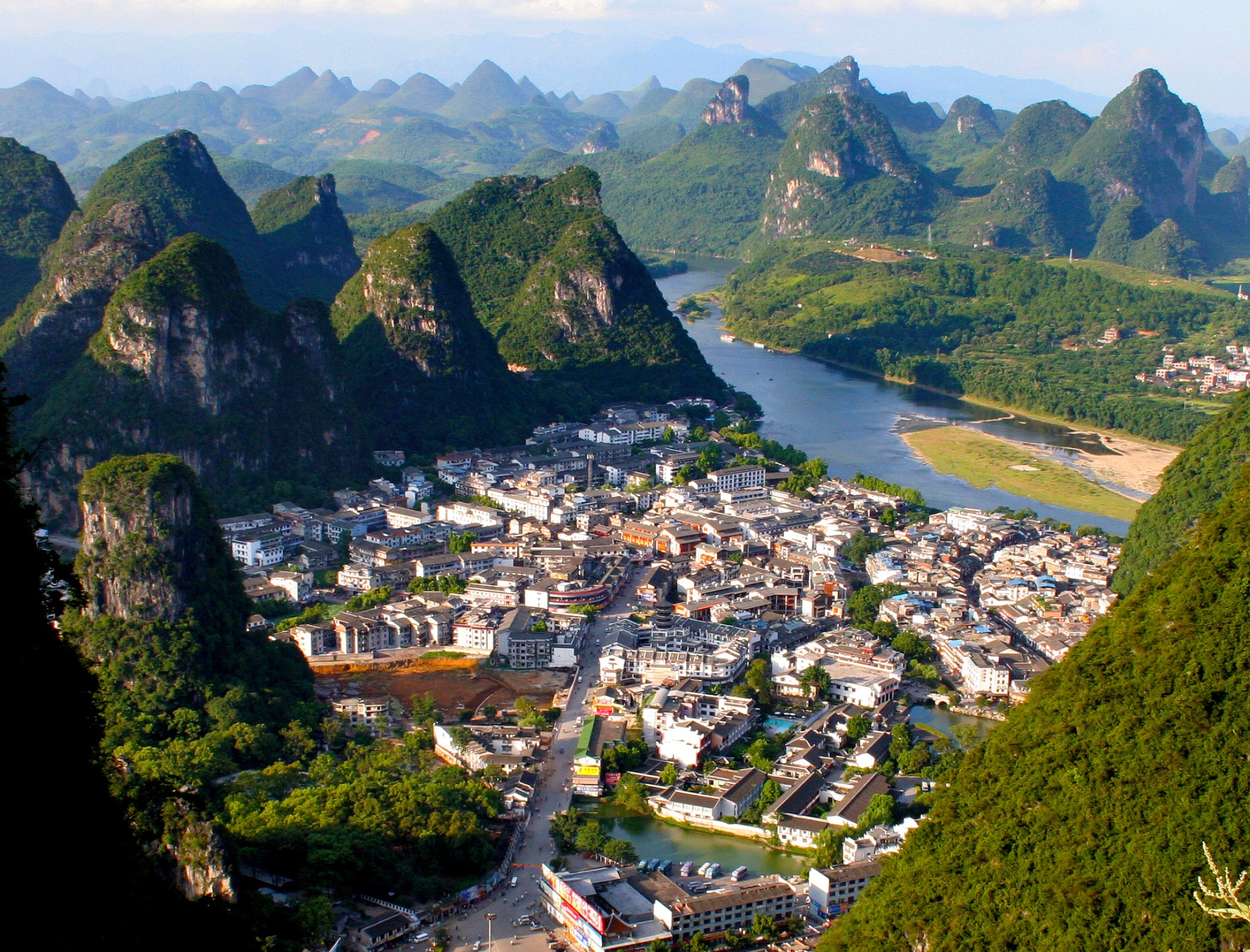 Yangshuo-viaggio-in-cina-dgvtravel_rid.jpg