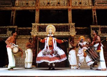 bis-Kathakali-dgv-travel.jpg