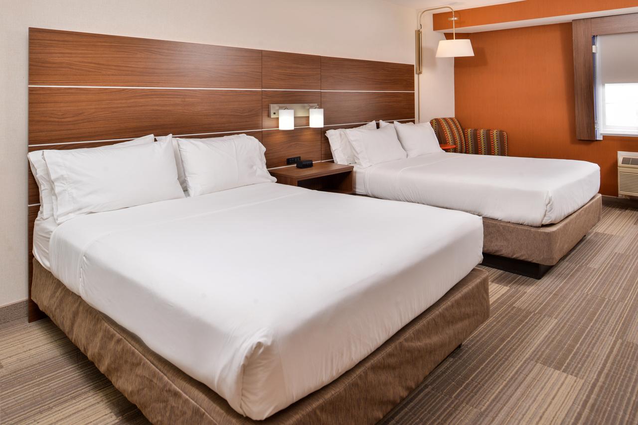 Holiday Inn Express Westley