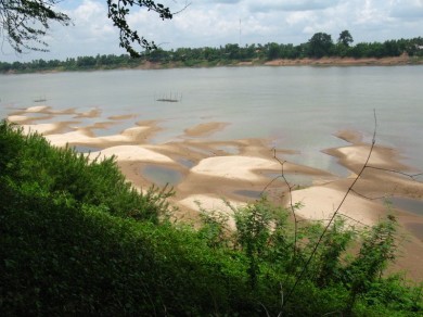 Phnom Penh – Kompong Cham – Kratie - Koh Trong