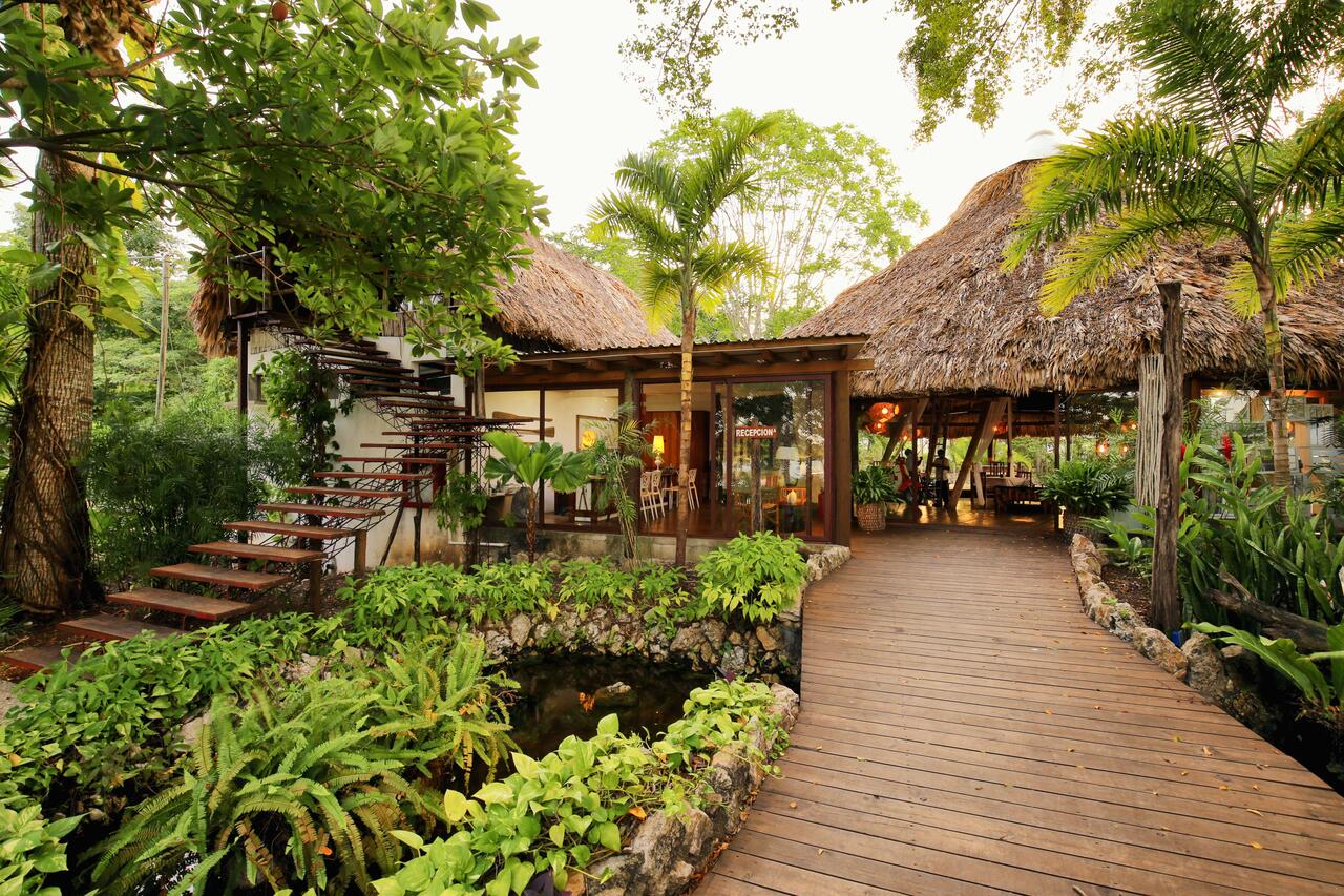 HOTEL MAYA INTERNACIONAL