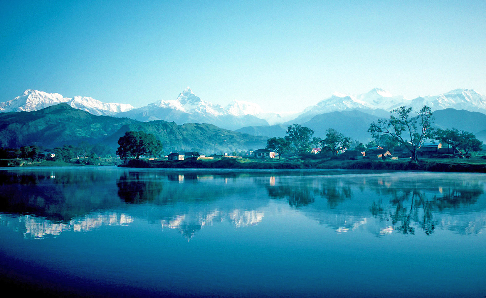 CHITWAN – POKHARA