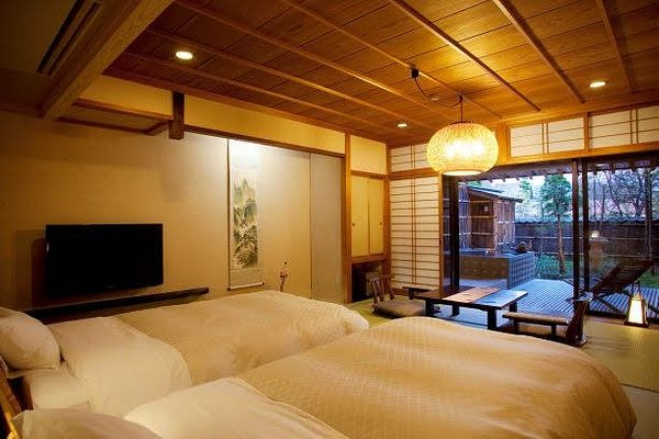Ryokan Hanaougi Takayama