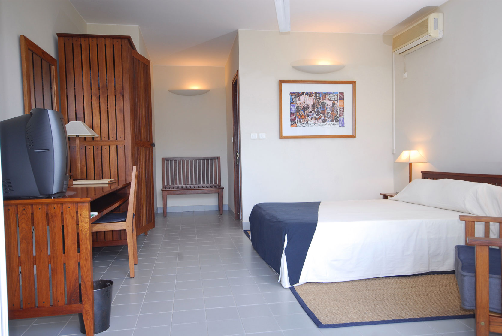 ALLAMANDA HOTEL