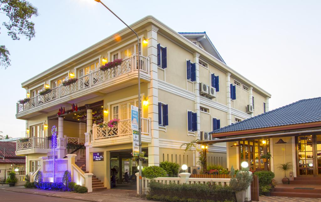 Le Bouton D or Boutique Hotel