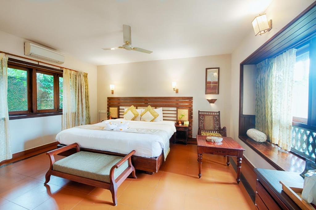 GREENWOODS HOTEL 4*