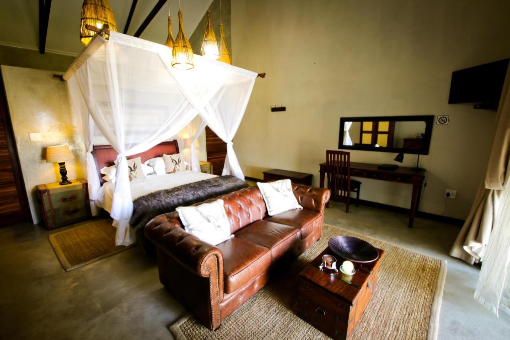 Otjiwa Safari lodge 3*