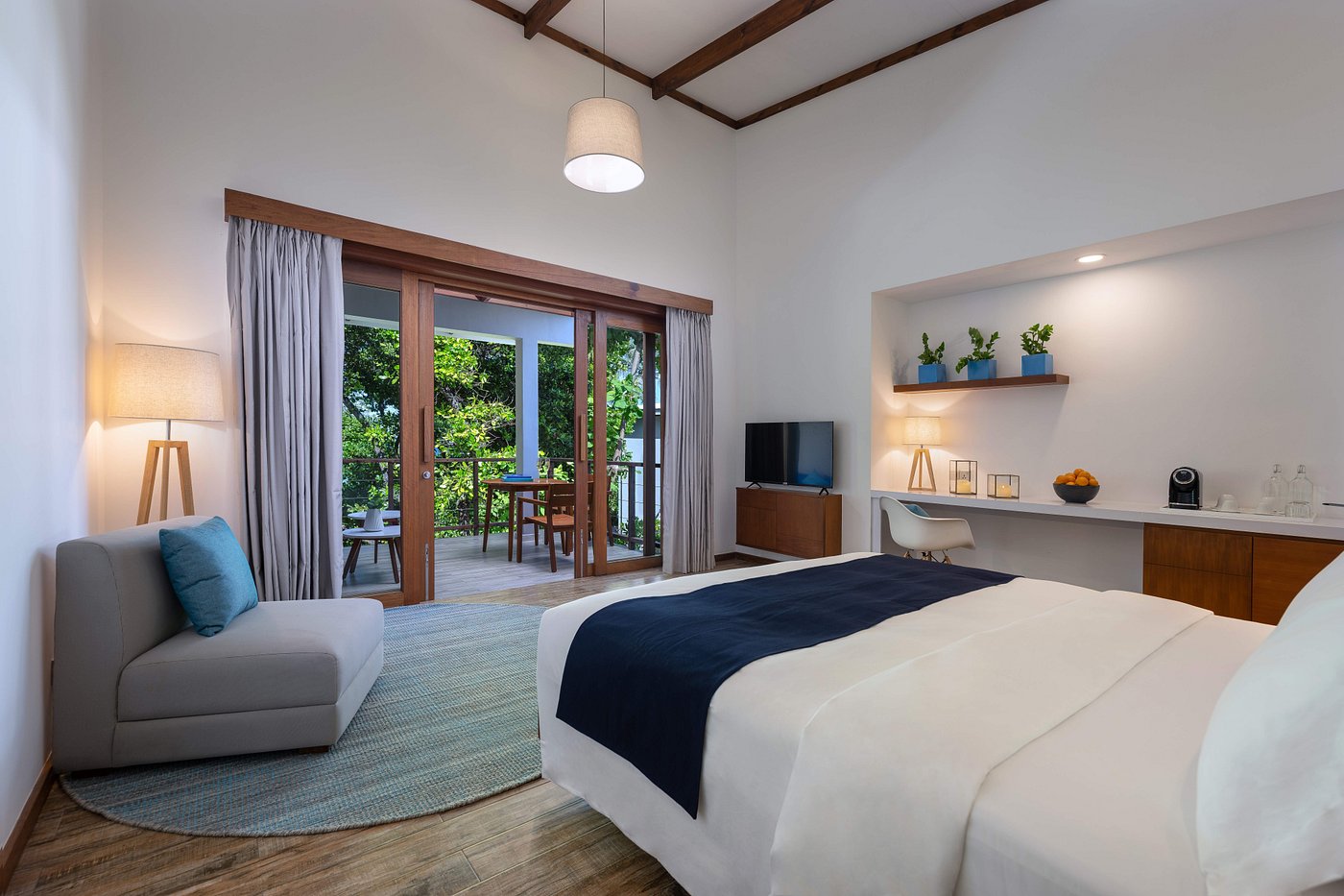 IFURU ISLAND MALDIVES 5*