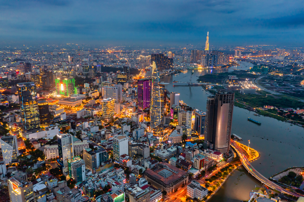 Hue - Ho Chi Minh
